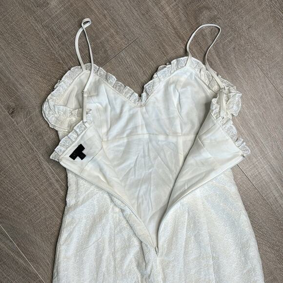NWOT NBD REVOLVE White Floral Eyelet Spaghetti Strap Mini Dress Women’s - Picture 10 of 11